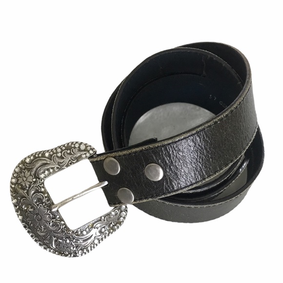 Black Leather Belt w/Western Flare Buckle, Sz. L. Perfect condition. Like new. - Picture 7 of 11